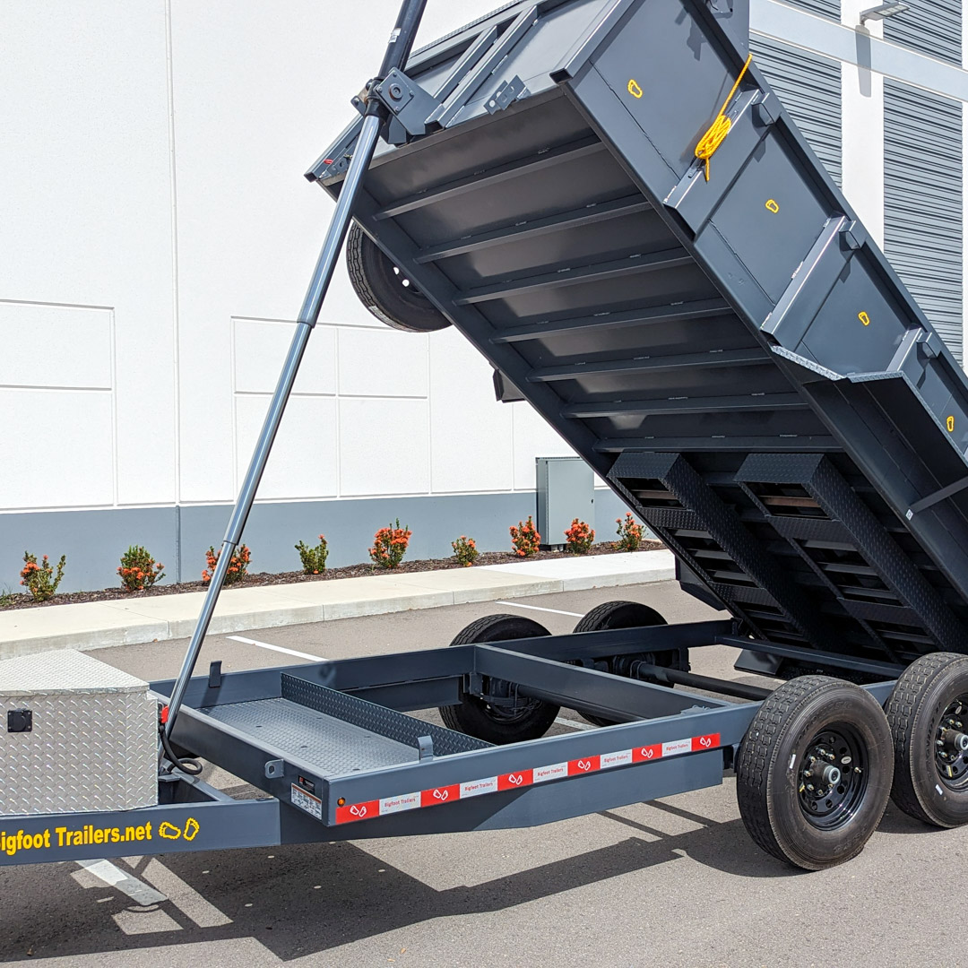 dump trailers available in Naples FL