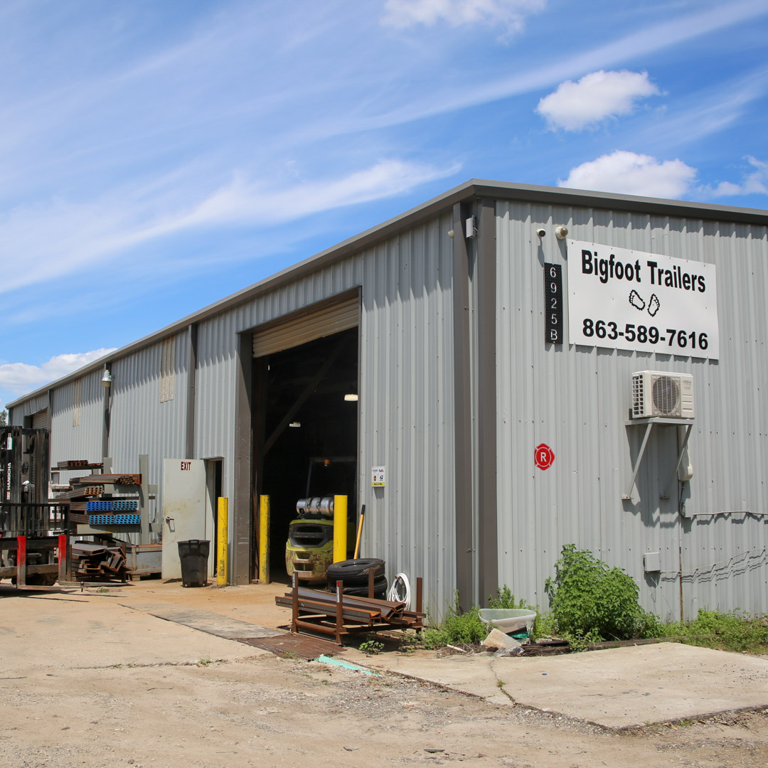 Top bumper pull trailer manufacturer in Miami & Philadelphia, PA