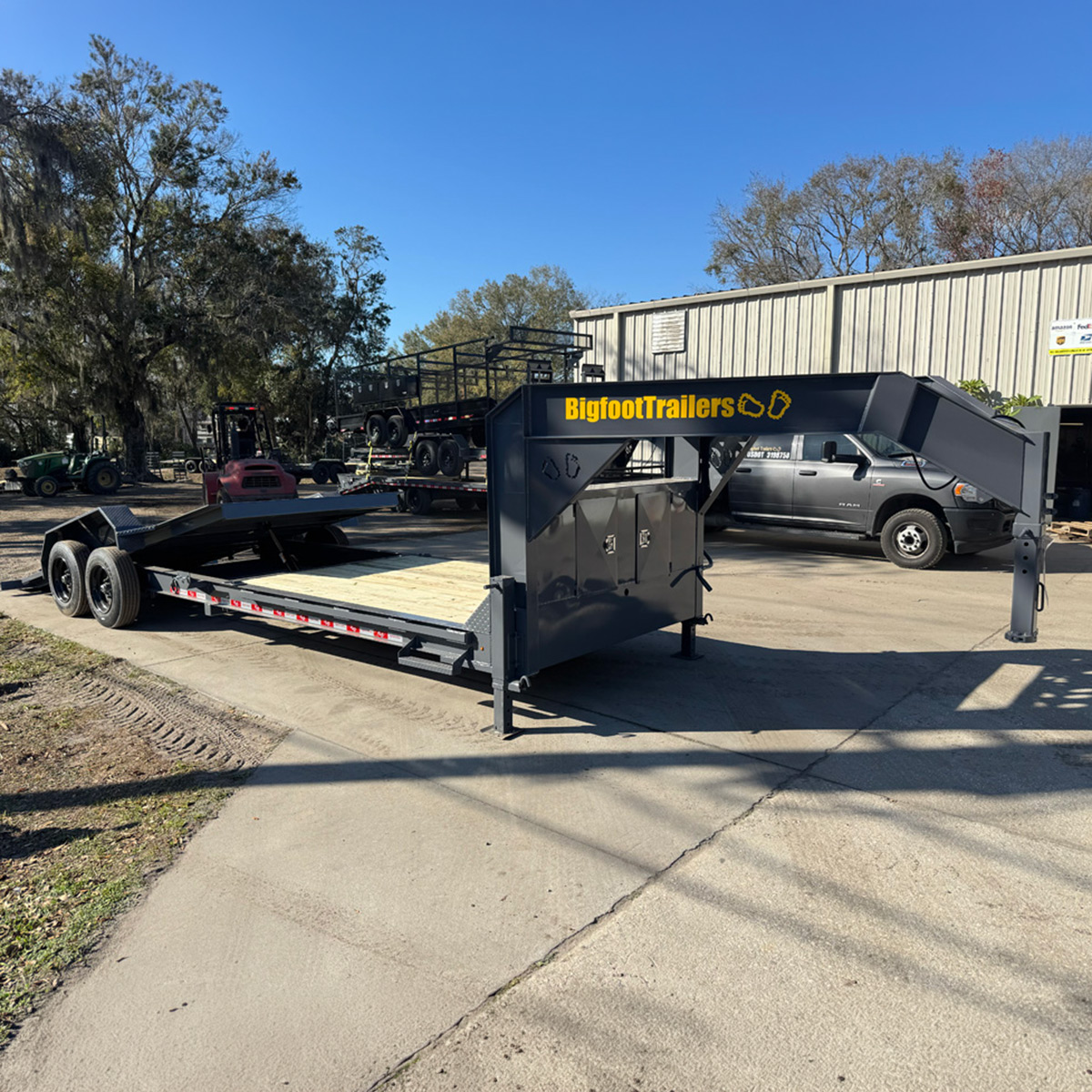 Gooseneck trailer manufacturer in Jacksonville & Tampa, FL